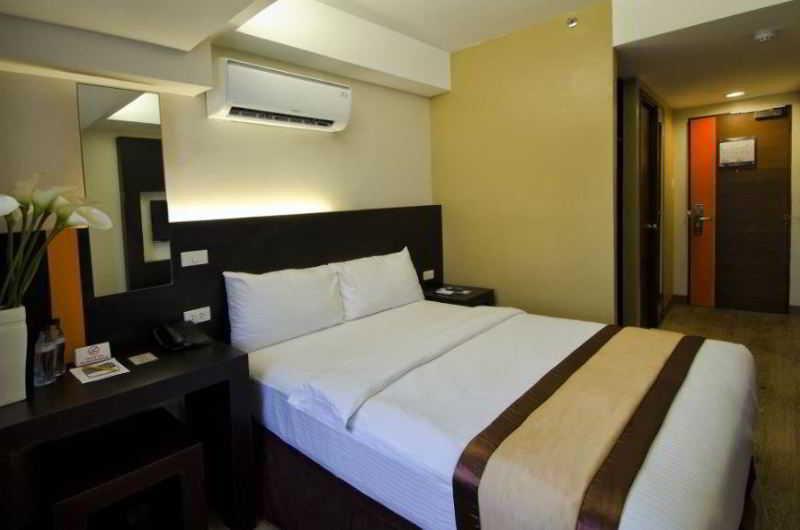 Cuarto Hotels Cebu Ngoại thất bức ảnh