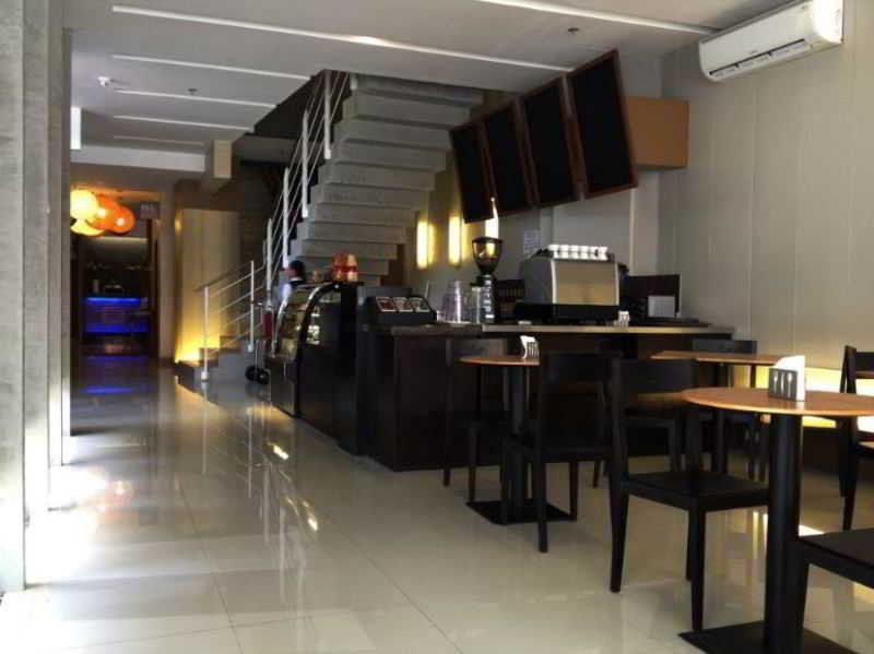 Cuarto Hotels Cebu Ngoại thất bức ảnh