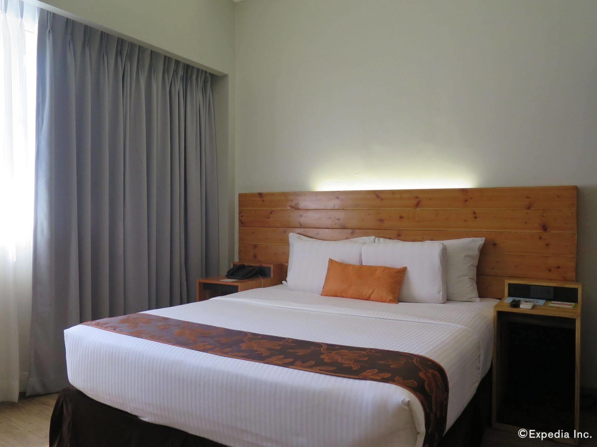 Cuarto Hotels Cebu Ngoại thất bức ảnh