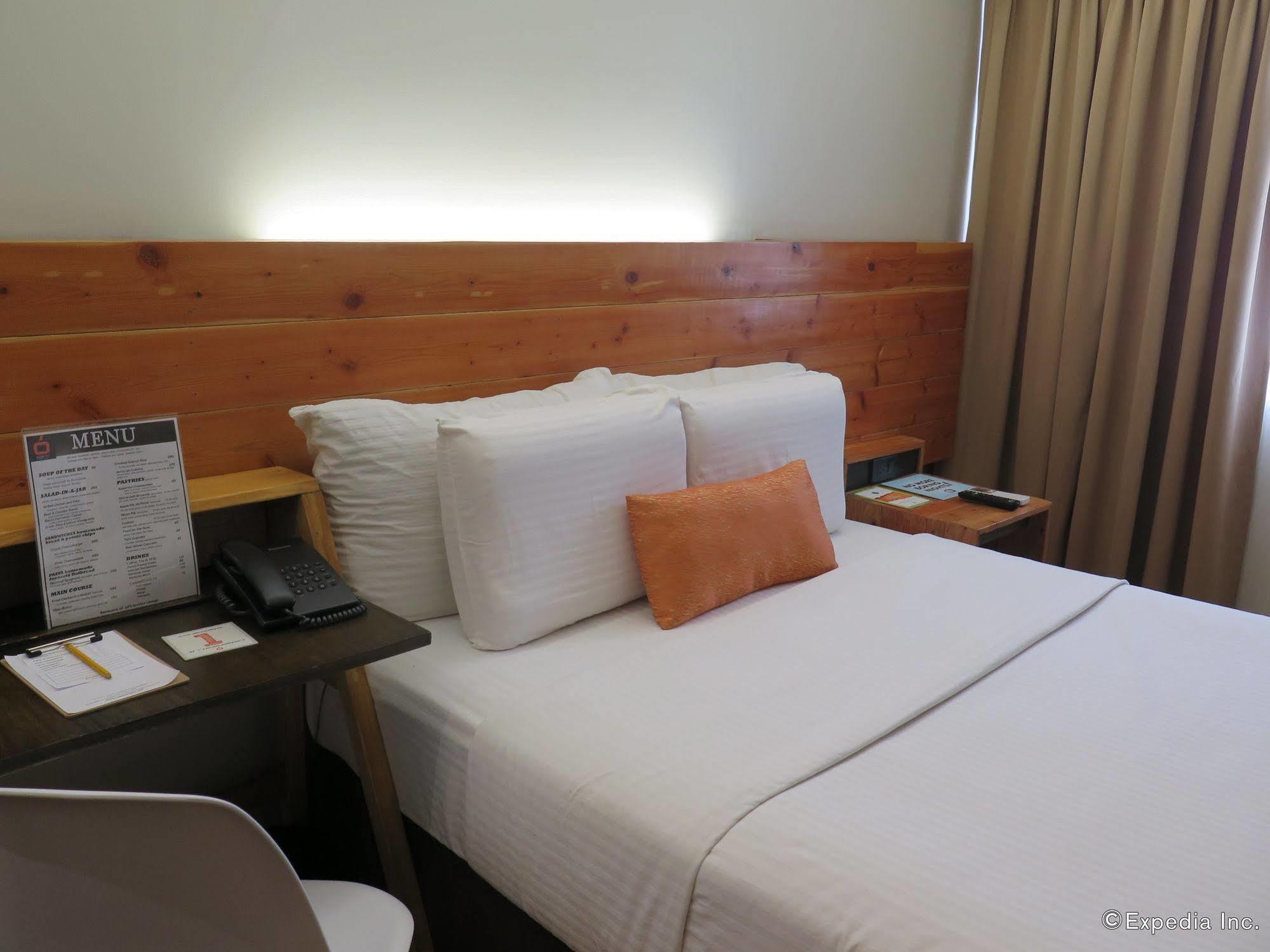 Cuarto Hotels Cebu Ngoại thất bức ảnh