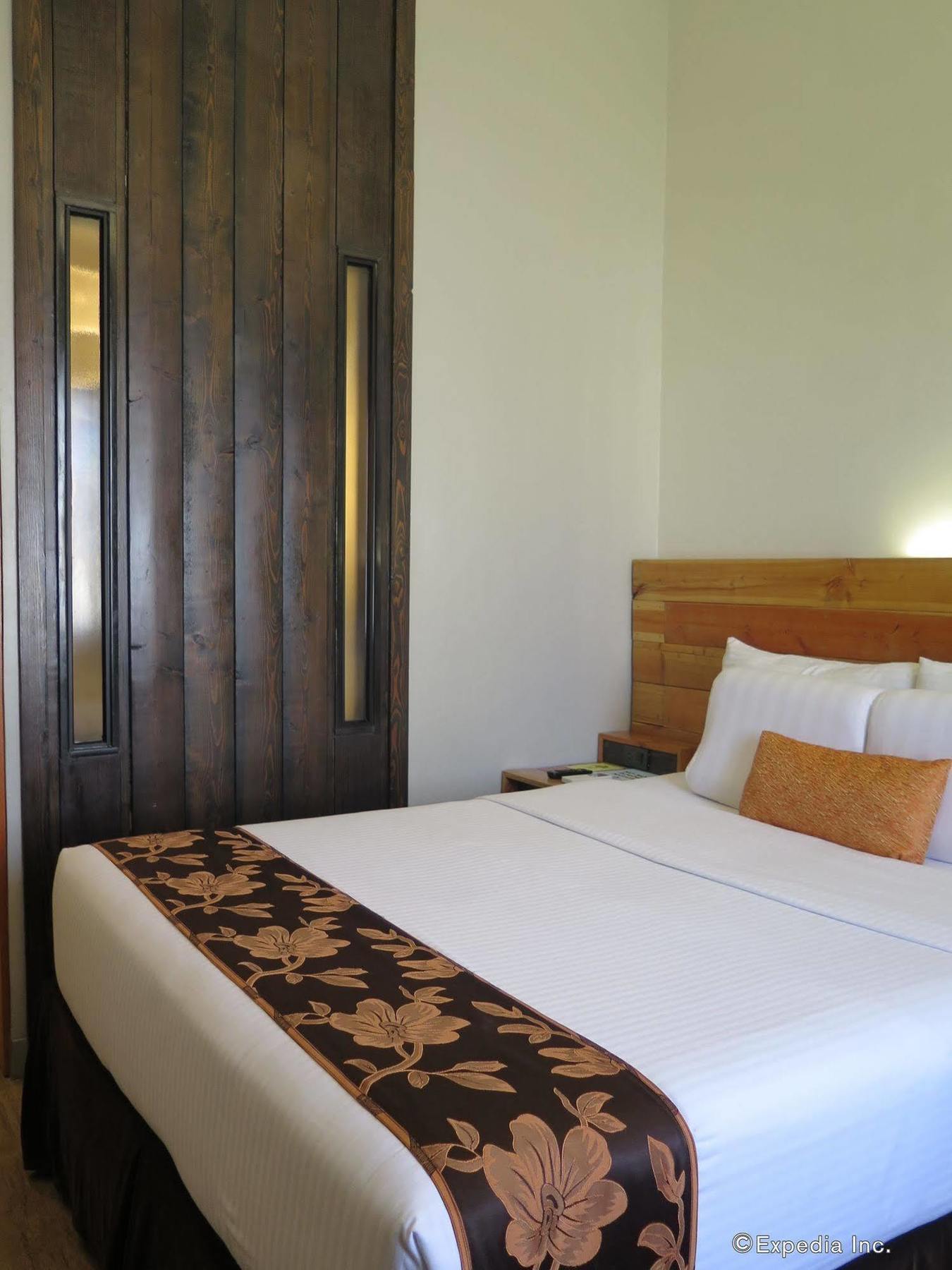 Cuarto Hotels Cebu Ngoại thất bức ảnh