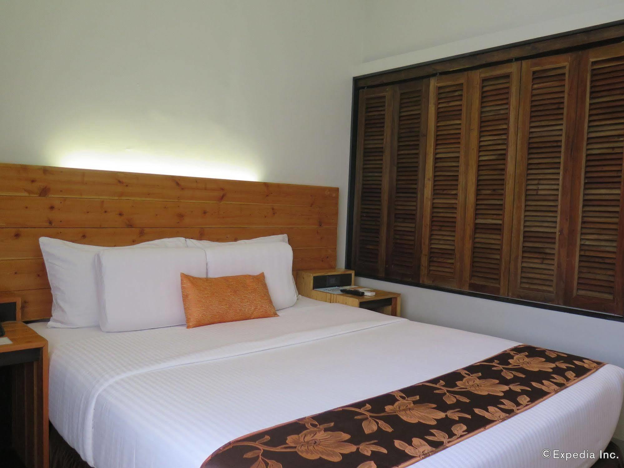 Cuarto Hotels Cebu Ngoại thất bức ảnh